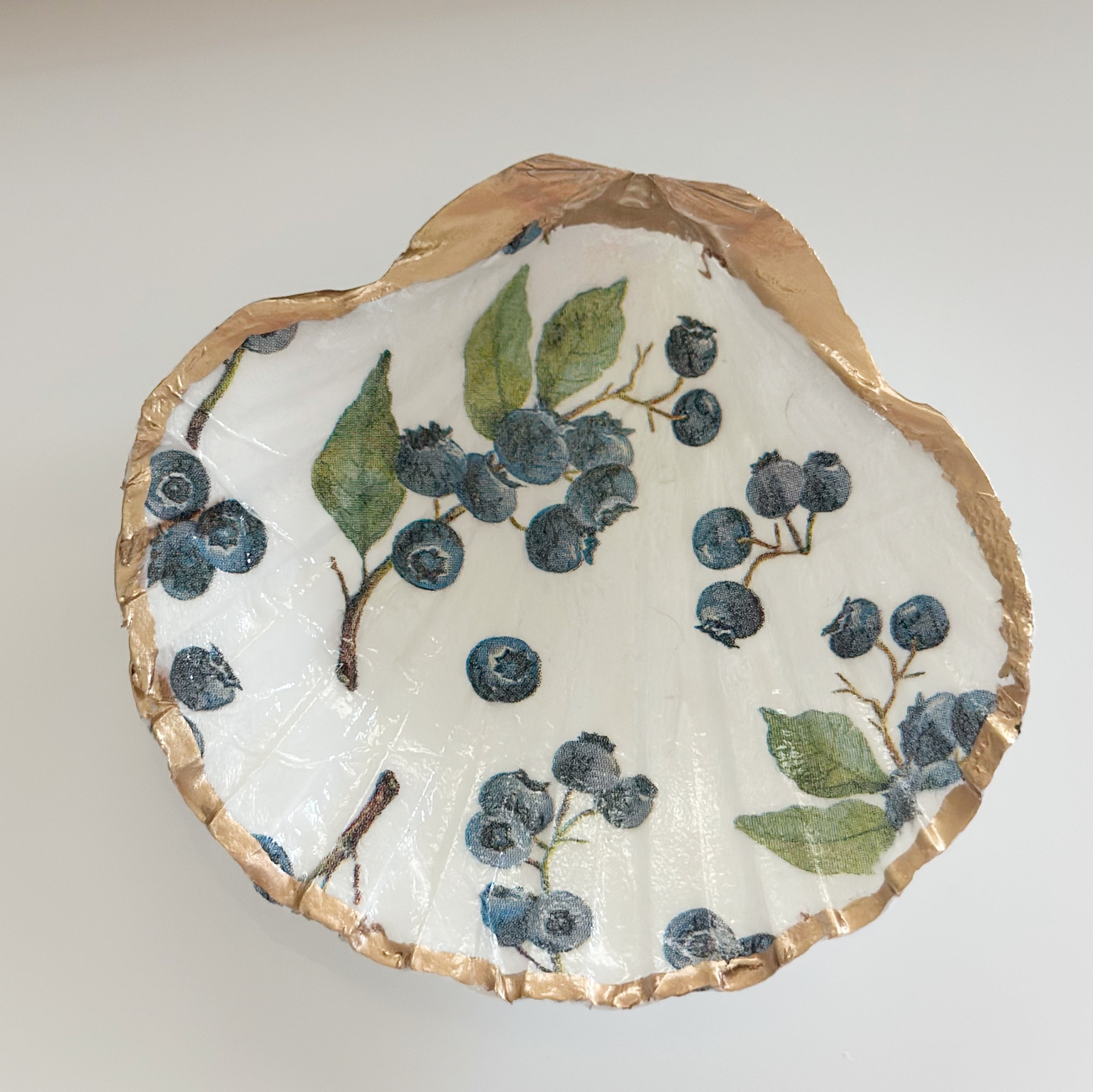 Shell Dish- blueberries