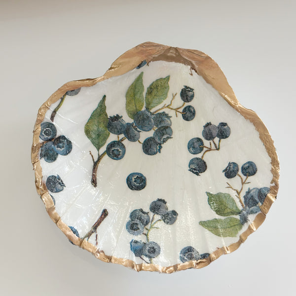 Shell Dish- blueberries