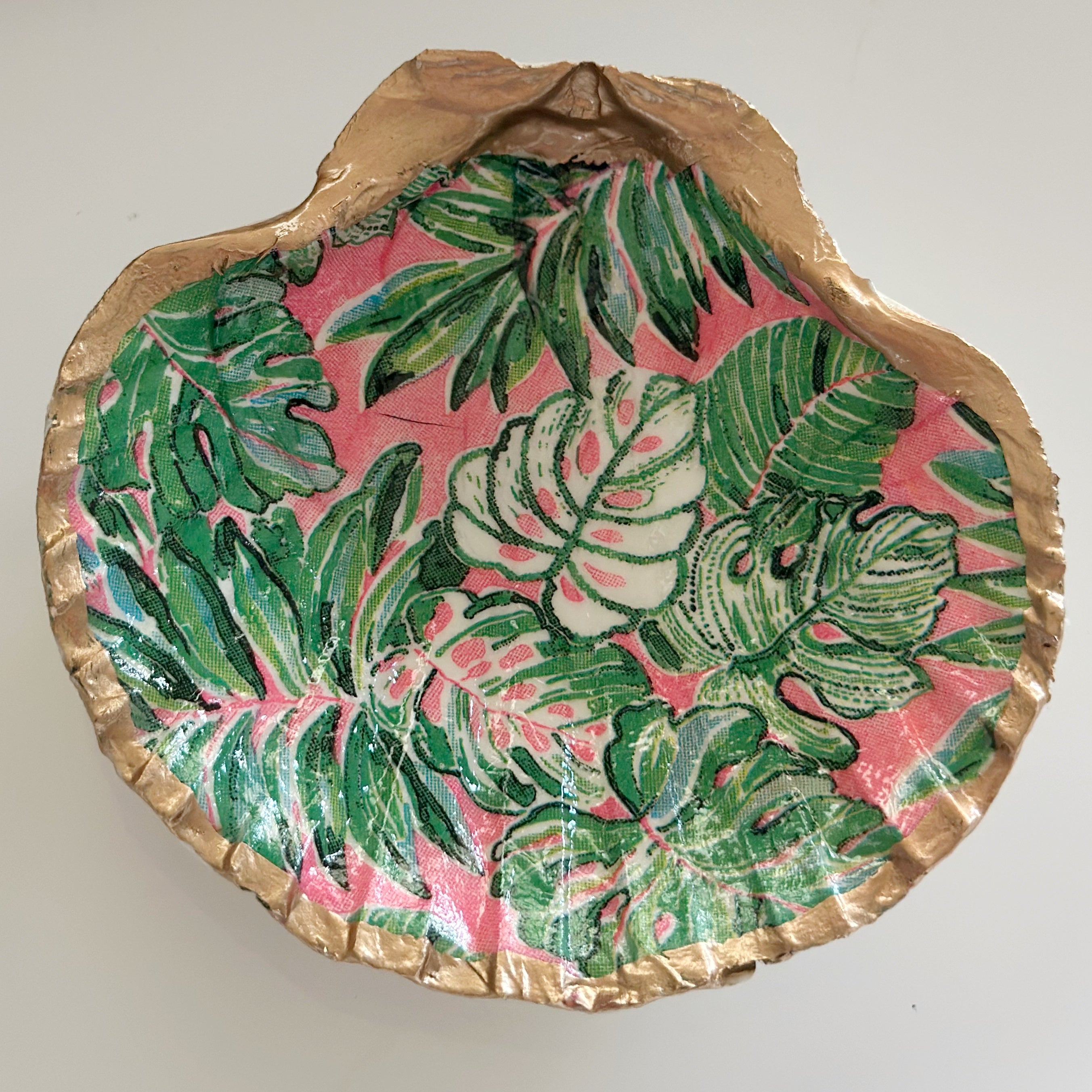 Shell Dish- pink & green