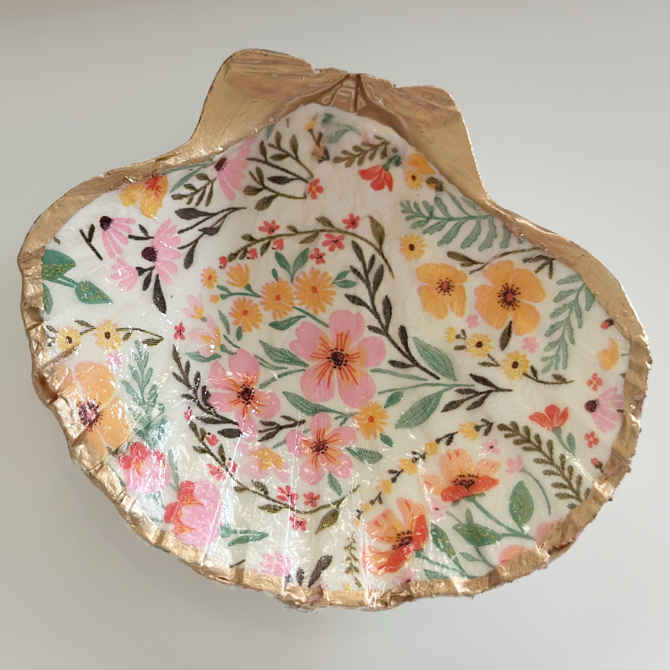 Shell Dish- pink floral