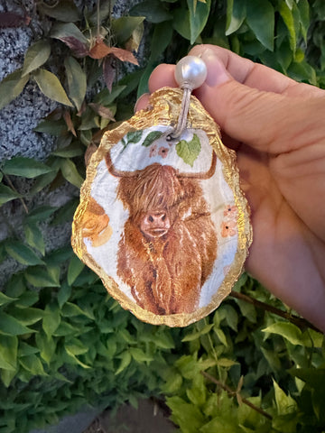 Oyster Shell Ornament- highland cow